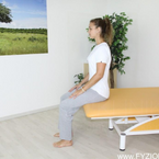 Napřimování v sedu