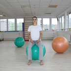 Správný sed na gymnastickém míči - Brüggerův koncept